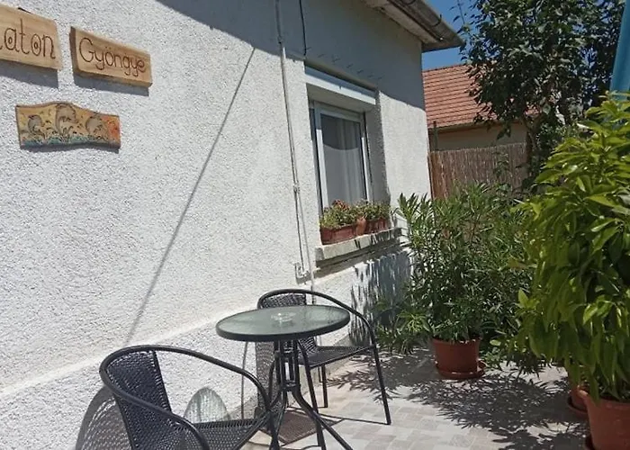 Balatongyoengye Vendeghaz Guest house 3*